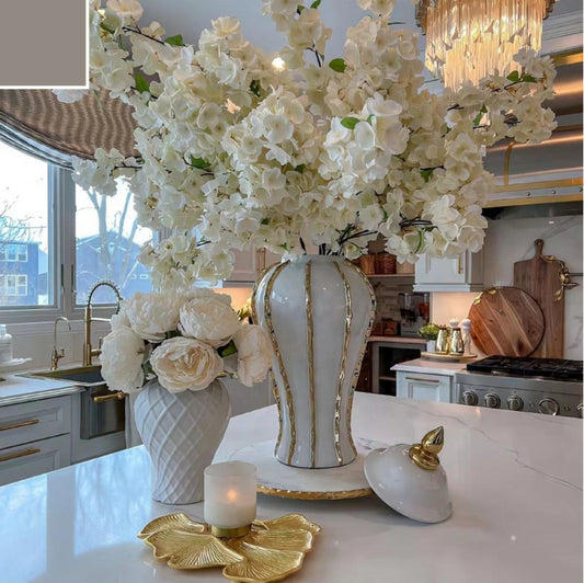Vase Décoratif en Céramique Blanc & Or – Style Luxe