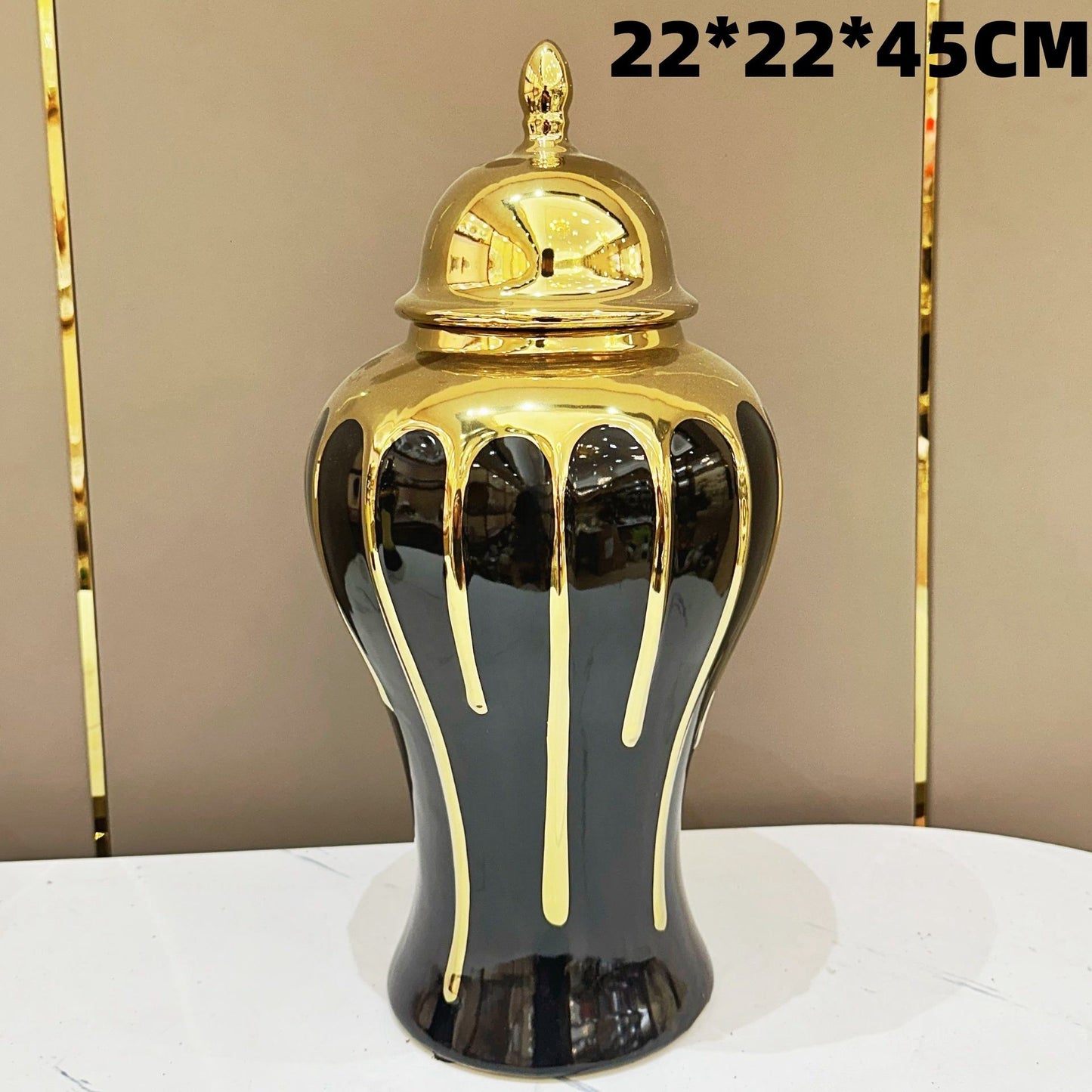 Vase de Décoration Noir & Or – Élégance Luxueuse pour Votre Intérieur